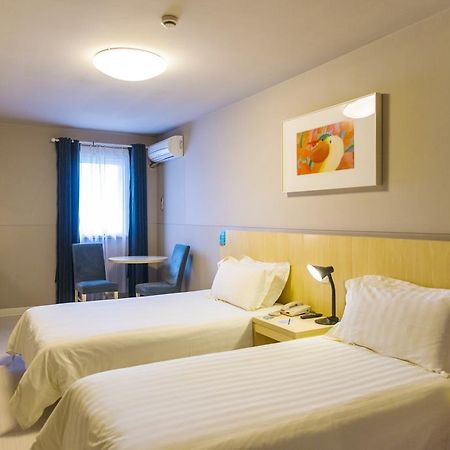 ג'ינאן Jinjiang Inn Ji'Nan East Jiefang Road מראה חיצוני תמונה