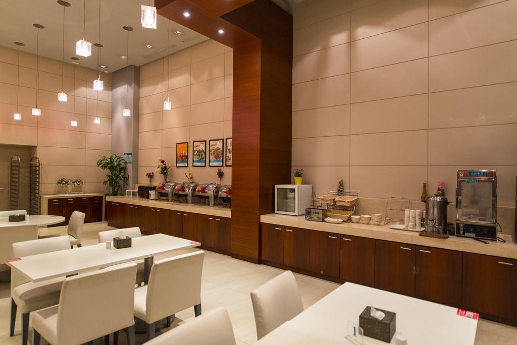 ג'ינאן Jinjiang Inn Ji'Nan East Jiefang Road מראה חיצוני תמונה