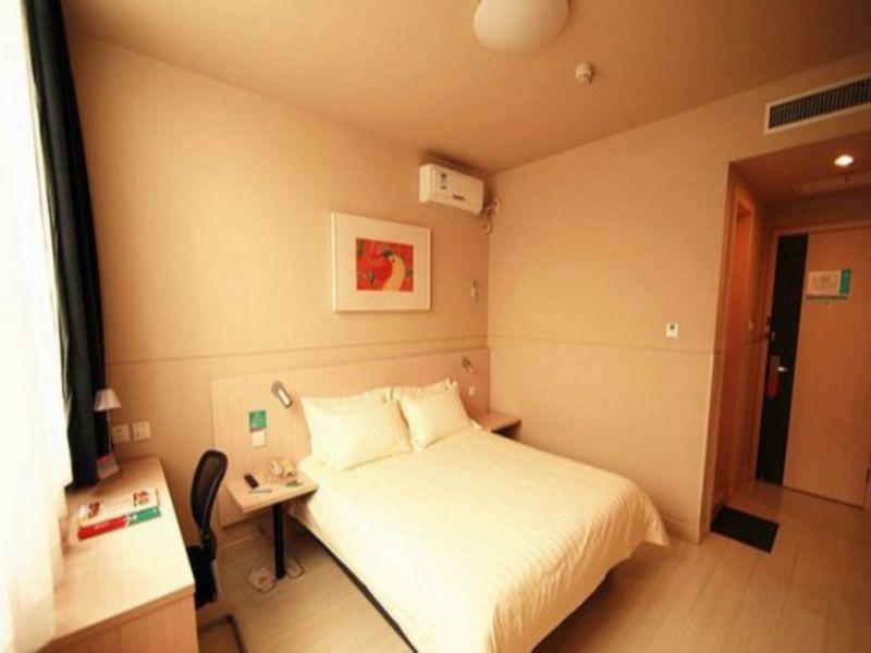 ג'ינאן Jinjiang Inn Ji'Nan East Jiefang Road מראה חיצוני תמונה